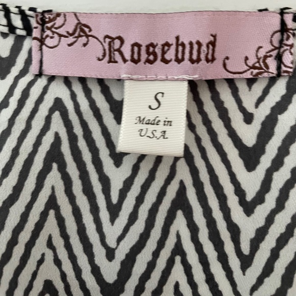 Rosebud Black and White Romper - Picture 2 of 4